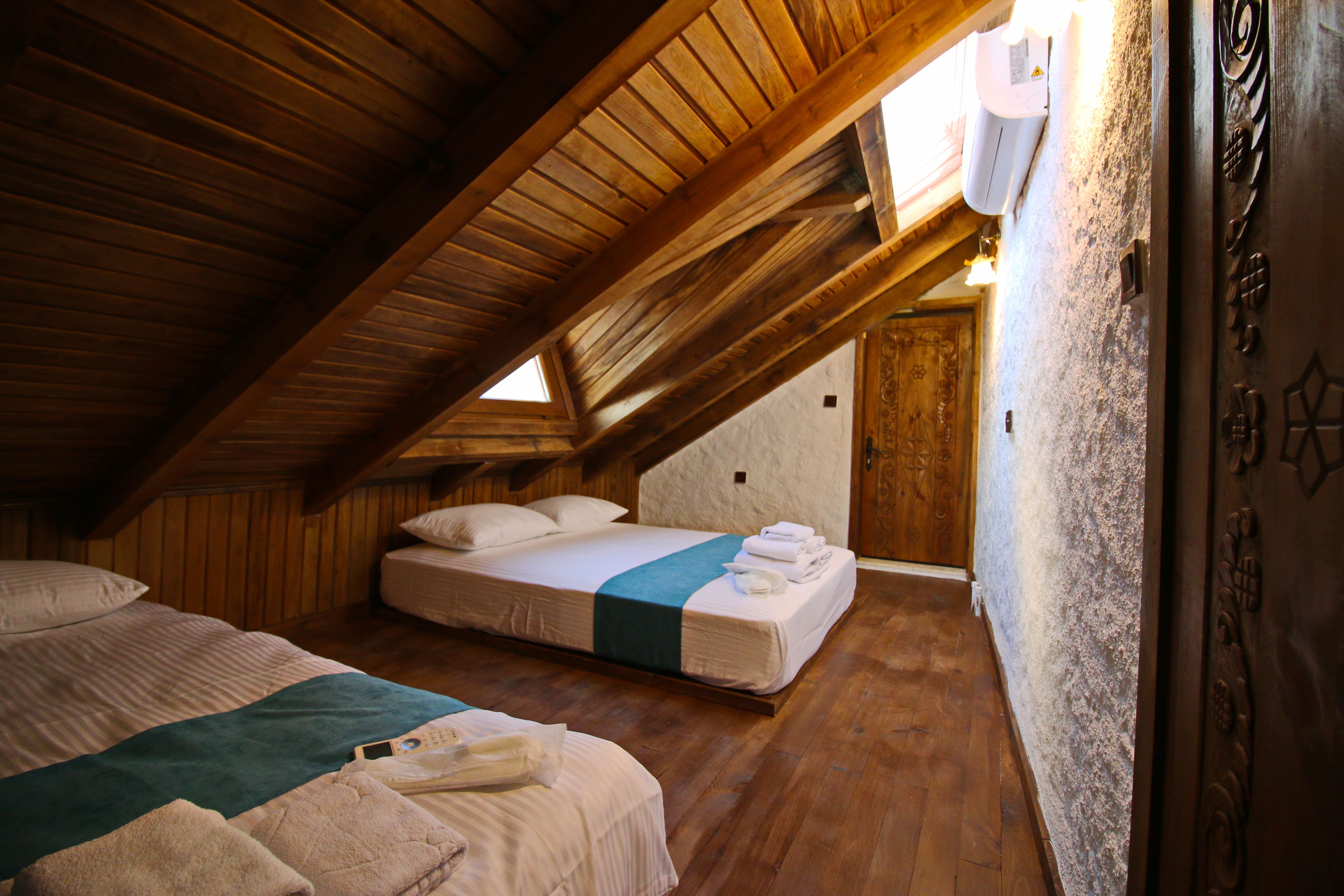 TRİPLE ROOM ÇATI	